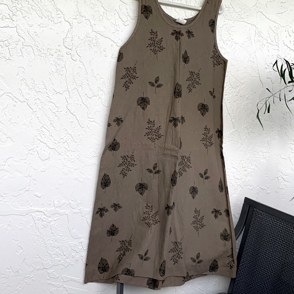 NWOT Summer linen minimalist print linen dress.  A line